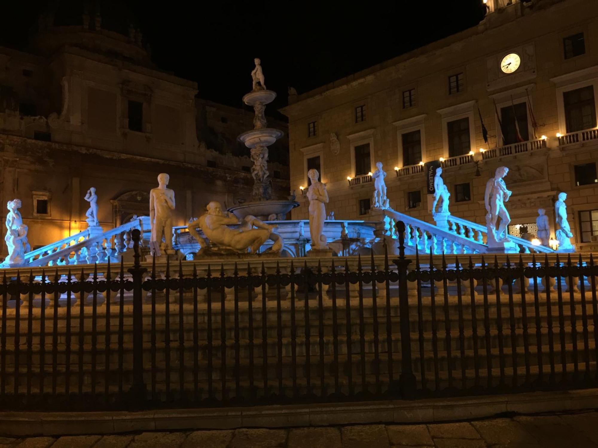 Normanni Central House Palermo Luaran gambar